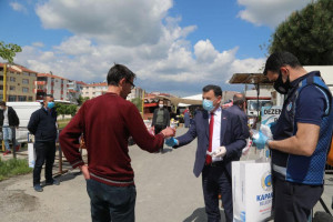 Maske ve El Dezenfektanı Dağıtımımız Sürüyor